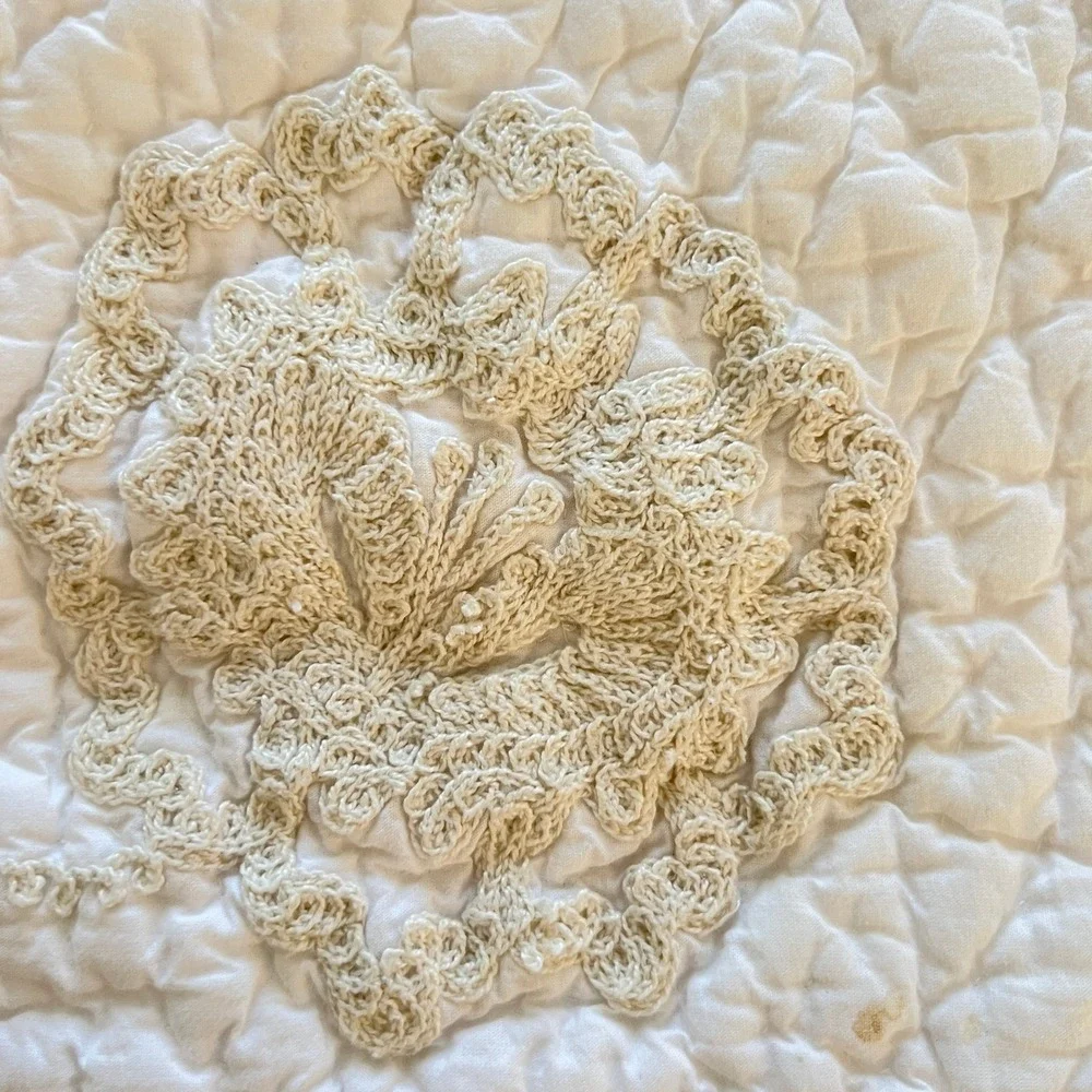 Vtg.‎ Pottery Barn 100% Cotton Embroidered Quilted Sham 2007 Embroidered Single